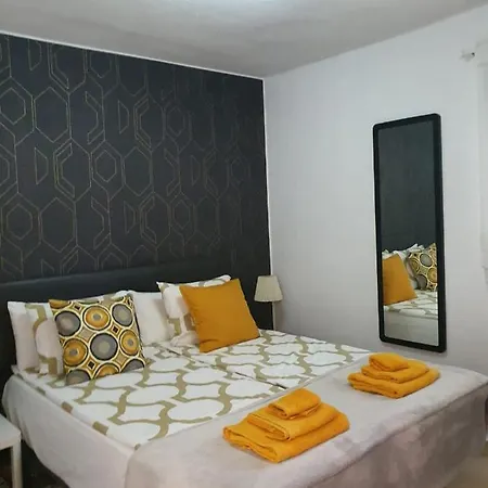 Apartment Mint *